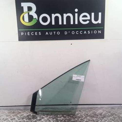 Custode avant gauche