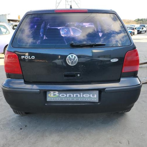 Vehicule-VOLKSWAGEN-POLO-3-PHASE-2-2001-9fe69009ad4c9205ff7ddb42daeacfe159a5250c90d75ef4e4e7340770f52e29_mtn.jpg