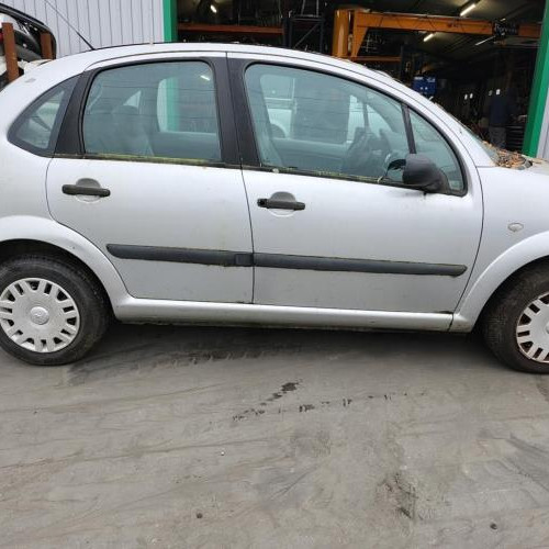Vehicule-CITROEN-C3-1-PHASE-1-2002-698dfcbd7b2188edcef977b09cbe5e3a44fd3244a34a322958a997aad527c792_mtn.jpg