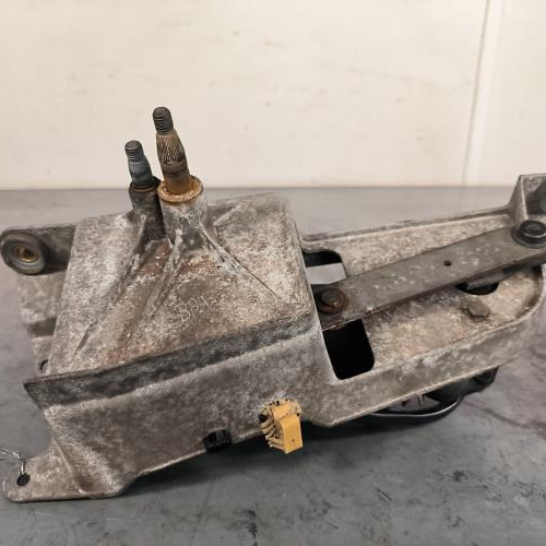 Moteur essuie glace avant