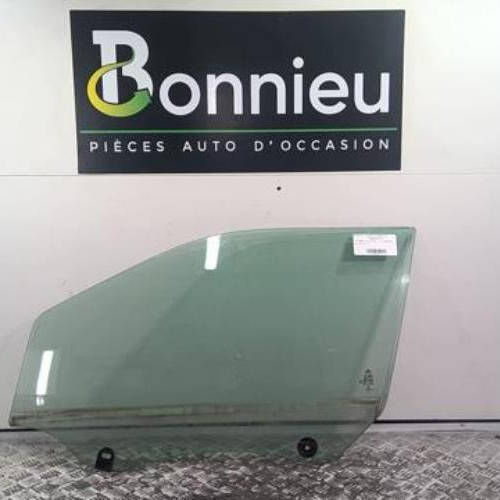 Vitre avant gauche