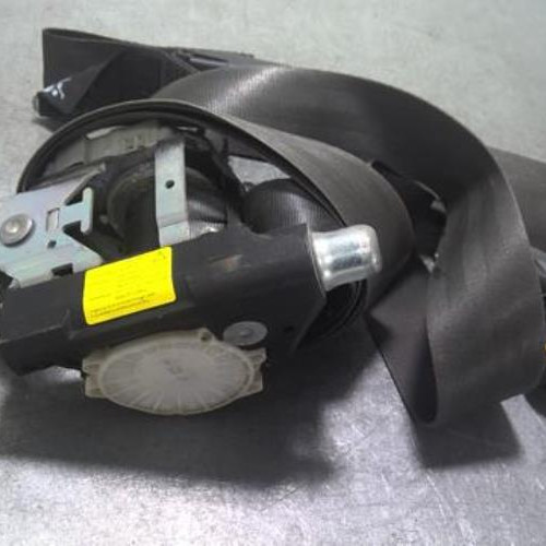 79831467-e145b2f5-68d9-43d4-88a7-908db762dffc-Piece-79831467-Ceinture-avant-gauche-8200683968-RENAULT-CLIO-3-PHASE-1-20i-16V-RS-2eec4c1a3f6c8e246d42fbfb2a550e7840205ed47fe7f7233f4987dda2da8457_m.jpg