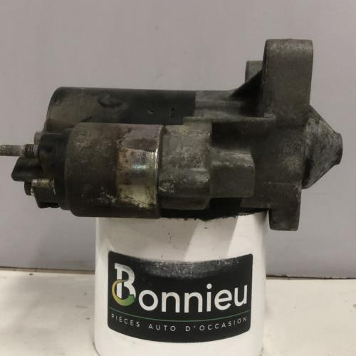 79831669-bc871878-3e69-49c2-811e-2e7e301891f5-Piece-Demarreur-8200792969-RENAULT-CLIO-3-PHASE-1-d6b06f4026990b6079951b5986acabc617e781162df27c3ee017199c01c86417_m.jpg