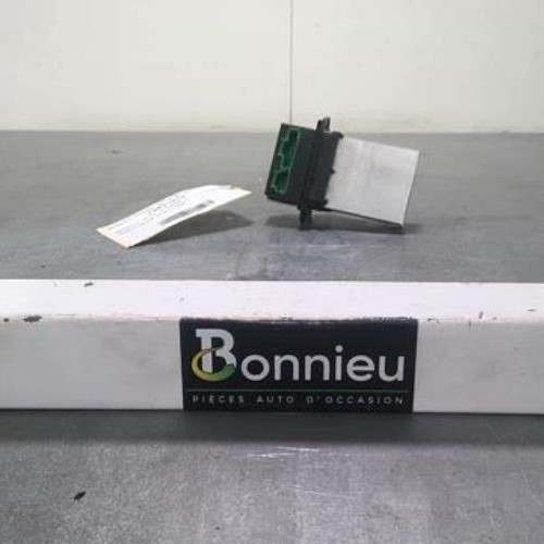 79831672-a021e119-93d6-4f3f-abc0-ac5da5212a3a-Piece-79831672-Resistance-chauffage-RENAULT-CLIO-3-PHASE-1-20i-16V-RS-8d6f7173924196245d8314e8b3348b641bdb421764481616e06f7ca8f3552acc_m.jpg