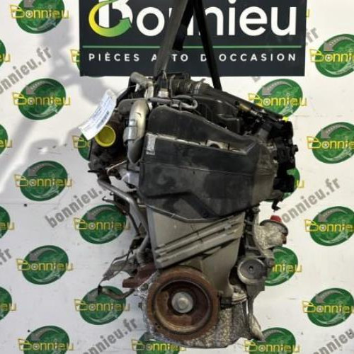 Piece-Moteur-8201708642-RENAULT-CLIO-4-PHASE-1-bb0adb27ee8ed01d73d28111e066c1d230c32e02201c57de8b9ffb057e2f760c_mtn.jpg
