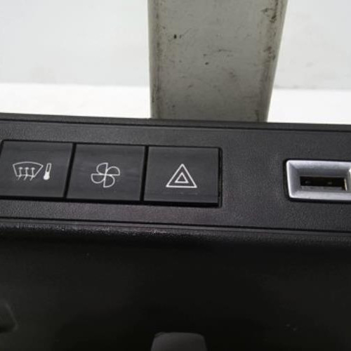 79839078-66d564bf-fce0-4e1a-9ee9-67c940fb506a-Piece-79839078-Commande-chauffage-98382926ZD-CITROEN-AMI-AMI-ELECTRIQUE-ed4ae577d5f24ff581fed359535da19fa68c038bc6a25c95932346d11711507e_m.jpg