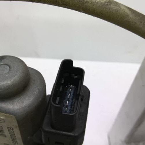 79844345-82cfc3e8-7152-40d8-862e-b3996d70476f-Piece-79844345-Moteur-leve-vitre-arriere-gauche-8200305724-RENAULT-ESPACE-4-PHASE-2-20-DCI-16V-TURBO-f6c152083e63f38c371d042734cacf3fab01a43c5640967d40dc84b2f268e9d6_m.jpg