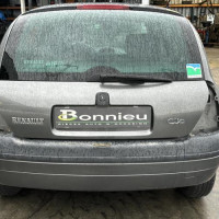 Vehicule-RENAULT-CLIO-2-PHASE-1-2000-8ec24d2446bae62de143f873a72172e7159532390bf7af035647a56013c71b64_mtn.jpg