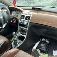 Vehicule-PEUGEOT-307-PHASE-1-CABRIOLET-2003-623a49f4135dbc6e456bfb9a71070cf58aeb128aa752786e2308e1edcab42576_mtn.jpg