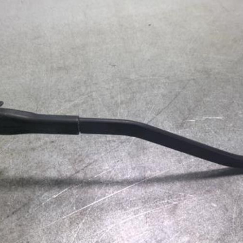 80129199-605ca46c-c4fc-40c2-ab6e-eb15cb66c636-Piece-80129199-Bras-essuie-glace-avant-gauche-6429W8-PEUGEOT-307-PHASE-1-CABRIOLET-20i-16V-935ffc1b7221f45c4219712df9ffa798c7d817774f87a41cff04619945d2fdcb_m.jpg