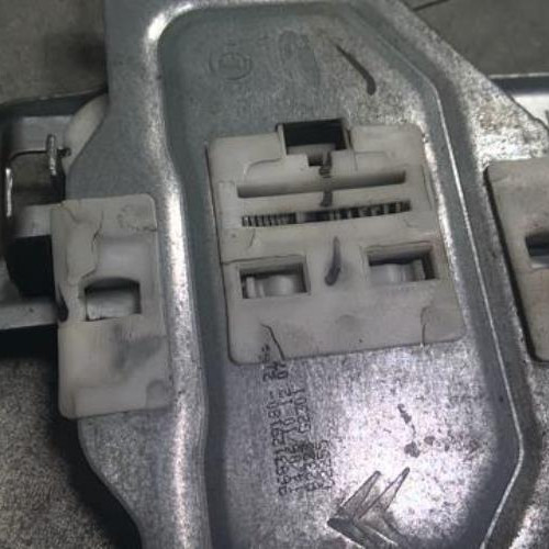Moteur leve vitre arriere droit