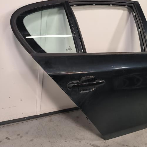 80293089-9a49810d-c47d-4c92-bd74-5717e5dc05f3-Piece-Porte-arriere-droit-41525A2A384-BMW-SERIE-1-E87-PHASE-2-402919ac8a7a0abb4a87947f4026b9a21aff2531cd19f349f9b64c94cf807379_m.jpg