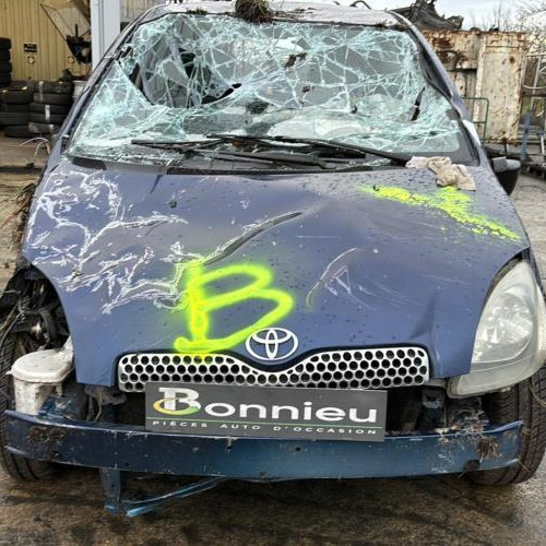 Vehicule-TOYOTA-YARIS-1-PHASE-1-2001-4c46e6edec1db30d04dc76710a4ac305dbacf59d8f8473f5f4d22cd25c407a18_mtn.jpg