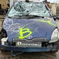 Vehicule-TOYOTA-YARIS-1-PHASE-1-2001-4c46e6edec1db30d04dc76710a4ac305dbacf59d8f8473f5f4d22cd25c407a18_mtn.jpg