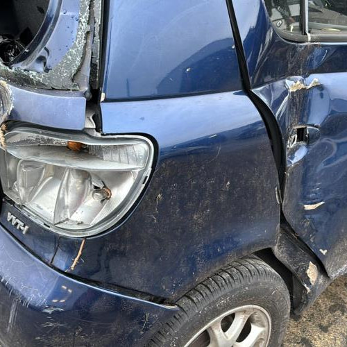 Vehicule-TOYOTA-YARIS-1-PHASE-1-2001-1beea77750a2fad1b6af931d3e52f17e660ce212079c6e58105b9d3d1d18695d_mtn.jpg