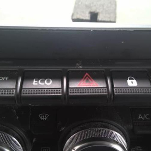 80415951-f5ed35c4-416e-48a2-83b7-1ede29a7207f-Piece-80415951-Commande-chauffage-275100936R-RENAULT-CLIO-5-15-BLUE-DCI-8V-TURBO-HYBRID-8eaab7688d202684cc1c20937a31ca1d819c5767a171d2d04328e2df28c007be_m.jpg