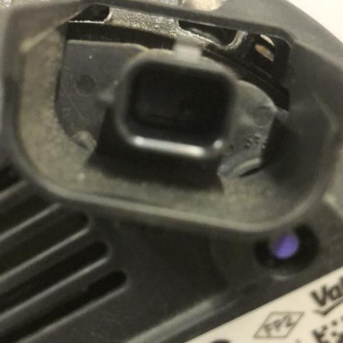 80416657-a115b8fb-0cc3-4937-9cb5-82f15ea8303e-Piece-Alternateur-231006293R-RENAULT-CLIO-5-85f6d983a3370910f48e2acddcf02f7733e77ab6c7f246f40e00cd8f8c10517b_m.jpg