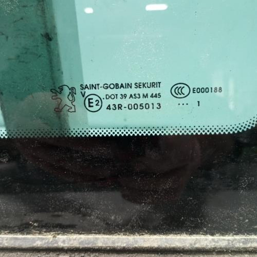 80485189-19dc2bf5-ecb1-4a52-9fa5-902afb7a39cd-Piece-Custode-arriere-droit-856807-PEUGEOT-508-1-SW-PHASE-1-BREAK-d6c134c6c1f81b44eaa536da31dbad56751995278dab774dfe13e1b97f31f508_m.jpg