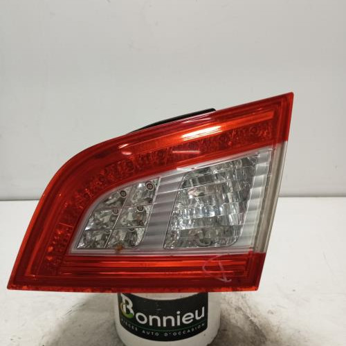 80485195-7a9471ec-e77a-4651-b438-6f95db982e17-Piece-Feu-arriere-secondaire-droit-feux-6351LZ-PEUGEOT-508-1-SW-PHASE-1-BREAK-820f96bc9ba99c3d286ced89001e380684183e6886c286708baf343065d8fdb2_m.jpg