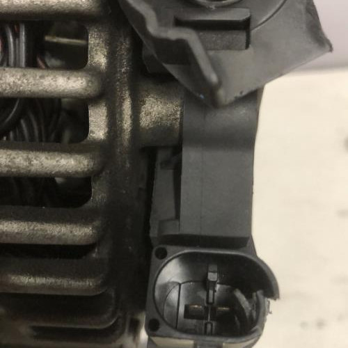 80506483-3125a59e-5edf-4699-b975-2160a2f2394f-Piece-Alternateur-0121715012-BMW-SERIE-5-E60-PHASE-2-8a89fbb0efb9bdf821dc2177ffcf2eca47cf31b476019cbe76ba4afc20f0c857_m.jpg