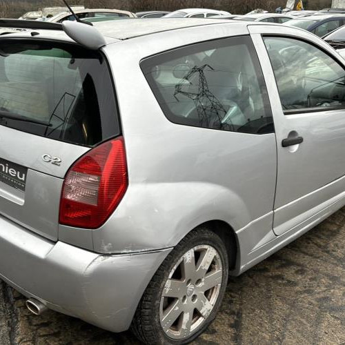 Vehicule-CITROEN-C2-PHASE-1-2003-e1fd0c7723f00925f6155e25ed91d8ae636358a5e090ad1ca58213e1737cb262_mtn.jpg