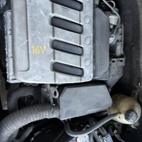 Vehicule-RENAULT-CLIO-2-PHASE-2-2003-6946e5386db2b949f57439e34b2493e7e57a076423d4abd77c0c23bd6bd3bd93_mtn.jpg