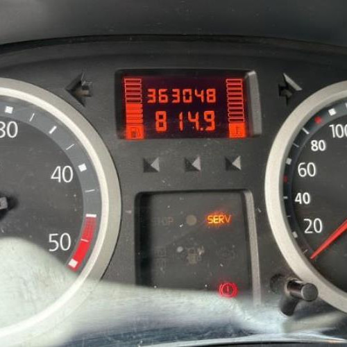 Vehicule-RENAULT-CLIO-2-PHASE-2-2004-a51024a2d09faafc1588f811c5a337d11cc45c61b54af4f666dcdc2bd2dd7d40_mtn.jpg