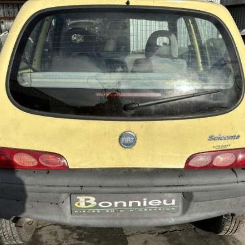 Vehicule-FIAT-SEICENTO-2005-4778e076fb522901610d96b938507a340dcf8a60f1d6f2905526439b004e42d0_mtn.jpg