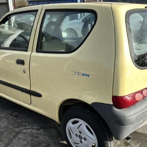 Vehicule-FIAT-SEICENTO-2005-3c1a4c212b7f57d69e95d9f2a9f74fda1526d6e82ac10247eb9781ad3b5da207_mtn.jpg