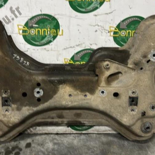 Piece-Berceau-avant-RENAULT-TRAFIC-2-PHASE-2-30c31140db2f7ceb364d9ddcdb6bb3562a6945543aa1d2f68648e574b3981843_mtn.jpg