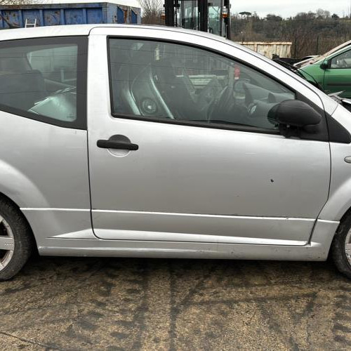 Vehicule-CITROEN-C2-PHASE-1-2003-c82524bfc24e1cc9c70a4bdc4fbc304391fbcfee151c6328e2222ffc195a3fc0_mtn.jpg