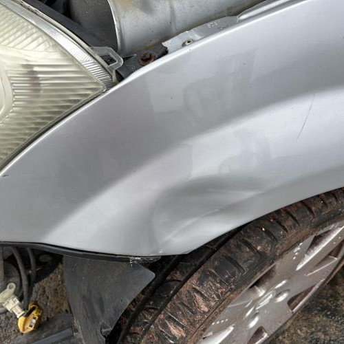 Vehicule-CITROEN-C2-PHASE-1-2003-51eb1ac2d4bd6ce193b2c17b131c814492a347d68dc625556ffdf3897dcbc5e2_mtn.jpg