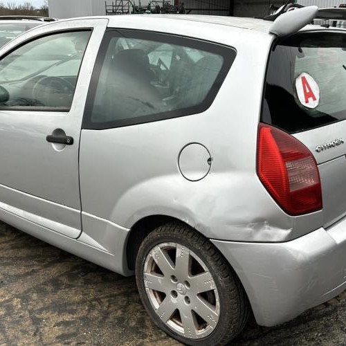 Vehicule-CITROEN-C2-PHASE-1-2003-97024f338f82bd13a91bb3ad8179be94ce40251492d99abd97ba2964d3cf0170_mtn.jpg