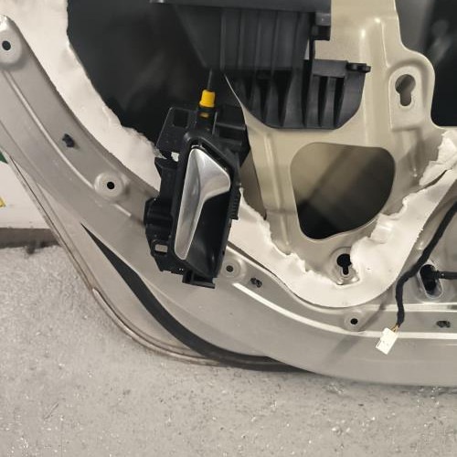 81438952-b2163031-147e-401e-b639-3d6677f44253-Piece-Porte-arriere-gauche-9805267180-PEUGEOT-308-2-SW-PHASE-1-BREAK-cbdc3ec0cdd0ffccf2dd1caddb31b559e29f386f0ca730144b871f48bed6777c_m.jpg