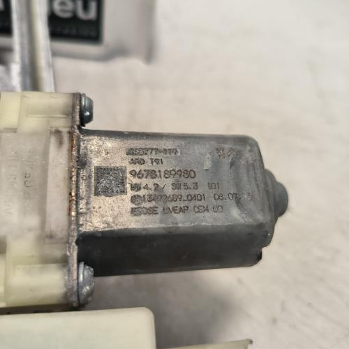 81439592-910bf738-8a2d-4db4-bcf2-924119d67493-Piece-Leve-vitre-electrique-arriere-droit-9826080380-PEUGEOT-308-2-SW-PHASE-1-BREAK-b68b82e211a80e59fc79fd83098dfd076f859267315de6cbb194b664a1ecdd69_m.jpg