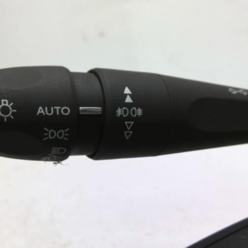 81506791-e5716163-bd71-4039-803c-10f2c0d6d2a8-Piece-81506791-Com-98255383ZD-PEUGEOT-2008-2-15-BLUE-HDI-16V-TURBO-04a64dee5ed8cace847cd0cfadb6656df99418fa9ad9a5f1df92ce85612746af_m.jpg