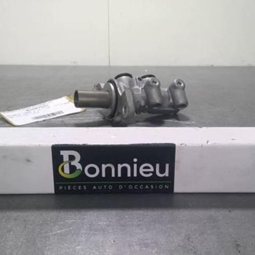 Maitre cylindre (freinage)