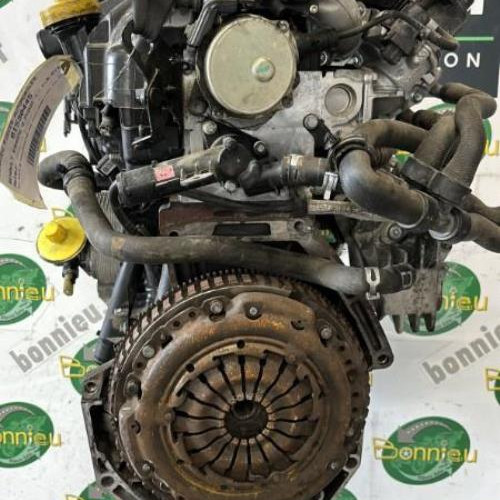 Piece-Moteur-8201246258-RENAULT-KANGOO-2-PHASE-1-d85866050e3039be9f0a0085ffd92164bd923363853dde08feb419134f415eb4_mtn.jpg