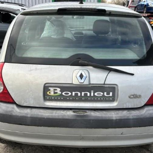 Vehicule-RENAULT-CLIO-2-PHASE-2-2004-fa21af389d50ba62a00325bff4ca3cb07e391062e27e4caaba3d217e4fc50946_mtn.jpg