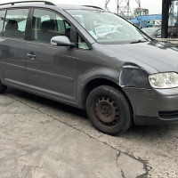 Vehicule-VOLKSWAGEN-TOURAN-1-PHASE-1-2005-4d77f7d9786fe0b867f97e43fe618f735582ec56069b8094e149987f6464a440_mtn.jpg