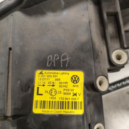 81813323-c3aa43f2-12d3-42a1-9e4e-f733adba85a0-Piece-Optique-avant-principal-gauche-feuxphare-1T0941005F-VOLKSWAGEN-TOURAN-1-PHASE-1-a78e99a6b5dc39bd5c72a787360034c9149dd9bf589483191123efb12a73960d_m.jpg