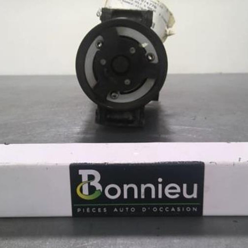 81974776-a2b32459-b5f4-4dc7-a9df-1a7a52070e77-Piece-81974776-Compresseur-clim-5K0820803K-VOLKSWAGEN-GOLF-5-BREAK-20-TDI-16V-TURBO-0498a881ca38185f2938122c5dcf3c3ed707ec94f9ccb89eddbee3666d750cf7_m.jpg