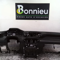83093937-d6cb21a8-85e4-487b-ac7e-614b5e6335d3-Piece-83093937-Planche-de-bord-complete-98382221AK-PEUGEOT-2008-2-15-BLUE-HDI-16V-TURBO-06150602f0882d9f12b5bded3072166f4ca7a84ad93988cf99ff00329f86664e_m.jpg