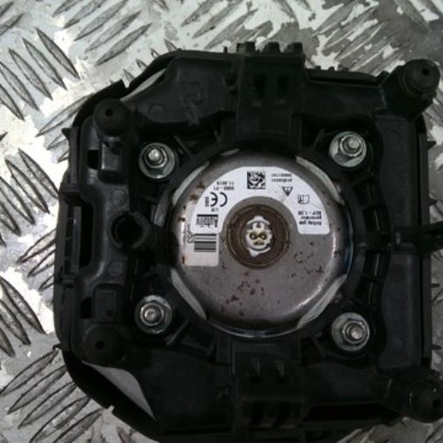 83093937-c18d22c9-a7d1-4ba7-b16f-23f02e4ac040-Piece-83093937-Planche-de-bord-complete-98382221AK-PEUGEOT-2008-2-15-BLUE-HDI-16V-TURBO-b6059ac221dd2897bc762160273abb7ec87c8cc7e4019f80a8b4bf018863e1f5_m.jpg