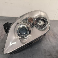 83429366-bb2b4620-5be6-4782-a54d-8305bce27cd3-Piece-Optique-avant-principal-gauche-feuxphare-93162203-OPEL-TIGRA-2-TWINTOP-CABRIOLET-fed31eae80107e5b4fed4af64459d0fab7942cc6d1ffefb7a729fd386b1cb758_m.jpg