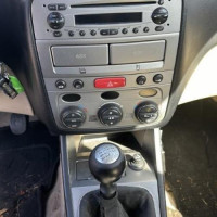 Vehicule-ALFA-ROMEO-147-PHASE-2-2005-f8e96da001019f18557d19014dcd236e835ae0b9f5229dce3bfb784bdea8ecd0_mtn.jpg