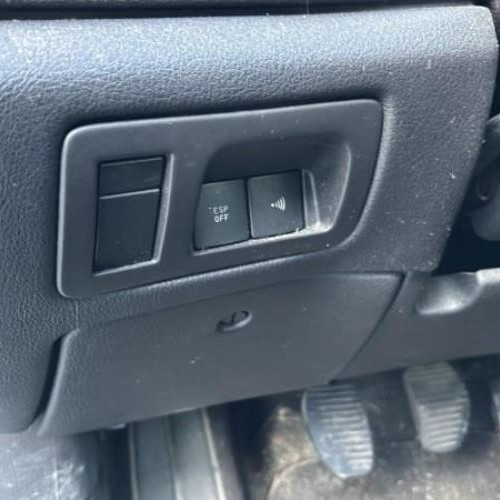 Vehicule-PEUGEOT-607-PHASE-2-2007-f4c61d4c39413d9a3ffad467fbaa4ae394176cc49ac329ea15d50fc30471c21c_mtn.jpg