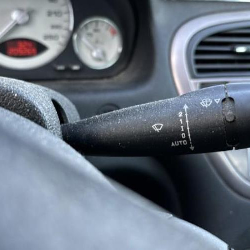 Vehicule-PEUGEOT-607-PHASE-2-2007-2d3d6de37e374e73a2d764dd975f7f979c8a1ec462e6d728a322935f3d264c88_mtn.jpg