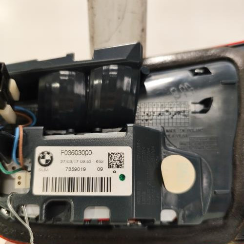 83915518-41208256-8740-4e8c-a5db-27de4fb9ae99-Piece-Feu-arriere-secondaire-gauche-feux-63217359019-BMW-SERIE-1-F20-PHASE-2-ba6e5decd11a2b757e7f70dac9c49454f462c54abf264da14da4a6fa35b43d2d_m.jpg