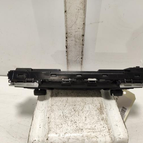 83920167-29329f37-8a6a-4435-8e69-7c89694ff96c-Piece-Commande-chauffage-64119363543-BMW-SERIE-1-F20-PHASE-2-d0b7a70ff48d21eb0453d1cc127731a84a5ce6e3363df3c52a191a95c2d2fff9_m.jpg